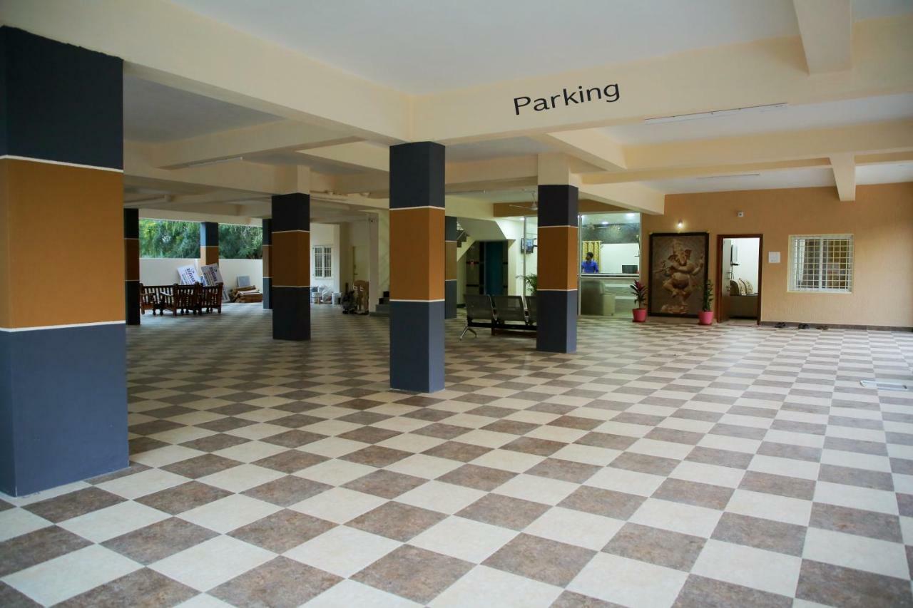 Bhavana Homestay Tirupati Exteriör bild